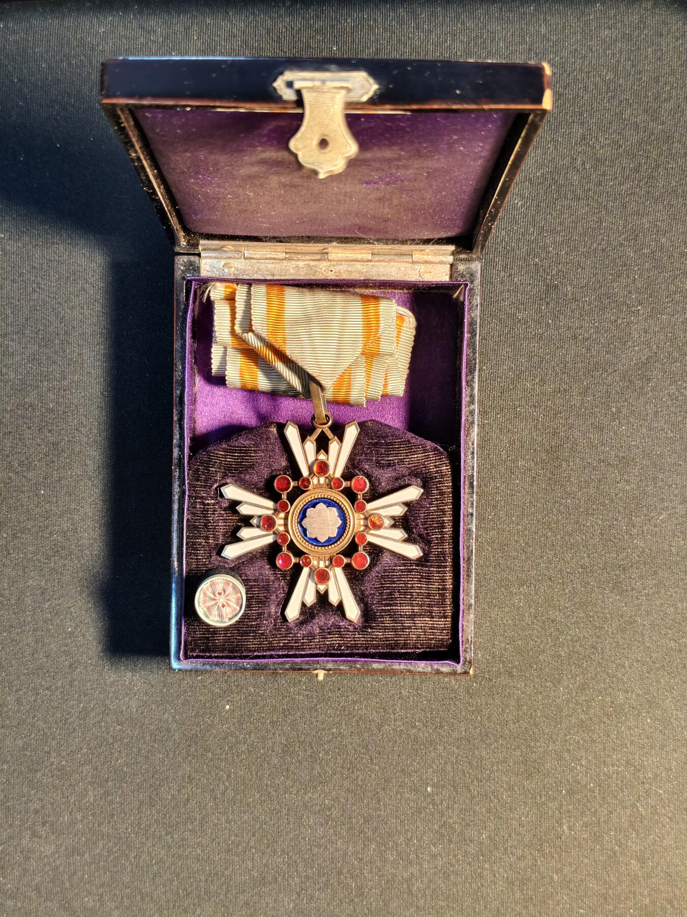 东亚欧洲主题杂货徽章勋章拍卖⑩ （五一大拍350+）