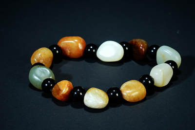 上海都达杂项专场102【全场包邮】  天然和田玉籽料手串98-196