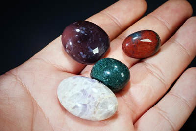 上海都达杂项专场102【全场包邮】  各式水晶原石 4件98-37