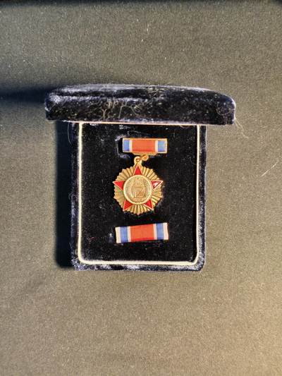 东亚欧洲主题杂货徽章勋章拍卖⑩ （五一大拍350+） 朝鲜建国纪念章