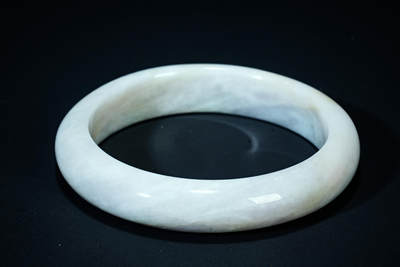 上海都达杂项专场102【全场包邮】  天然冰糯种翡翠（A货）手镯 附鉴定证书98-19