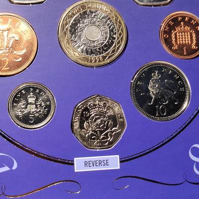 PCAI钱币  24-816  外国纸币与套币小专场 少见的英国原装套币  原装原光原封