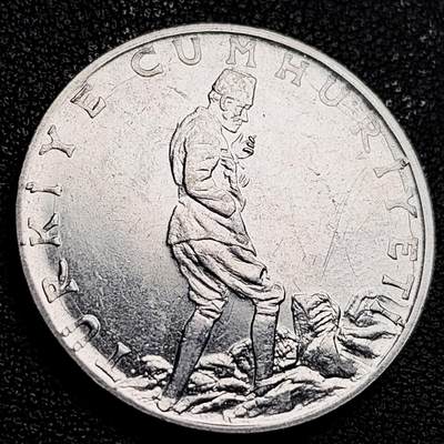 泉币菌-第231场-拍品多 请提前出价 大币 土耳其2.5里拉合金钢硬币 1979年 30.0毫米9.0克