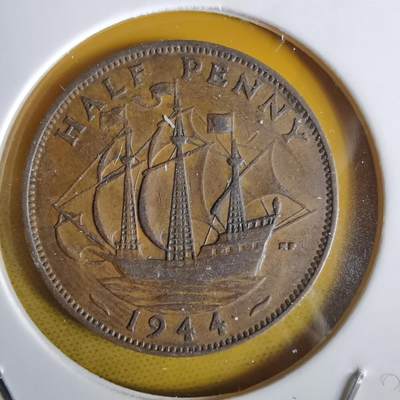 沼泽如烟--第1064场 英国1944年半便士