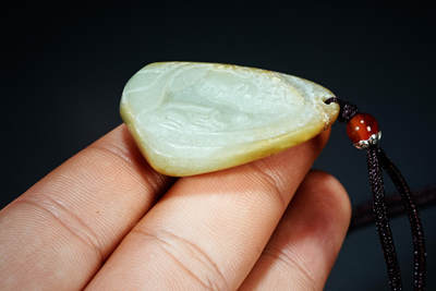 上海都达杂项专场102【全场包邮】  天然和田玉精雕《观音》挂件98-59