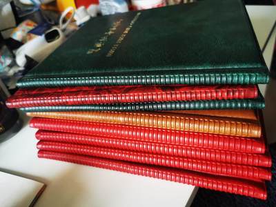 零零发流通品外国纸币拍卖 无佣金 紫罗兰钱币收藏册11本，8本每册双联可装40张的还有3本单联装20张的。都使用过