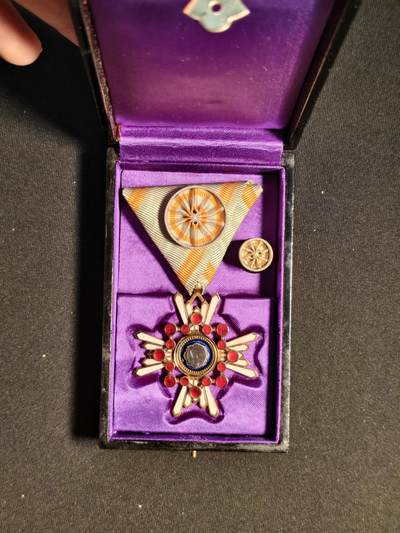 东亚欧洲主题杂货徽章勋章拍卖⑩ （五一大拍350+） 勋四等瑞宝章