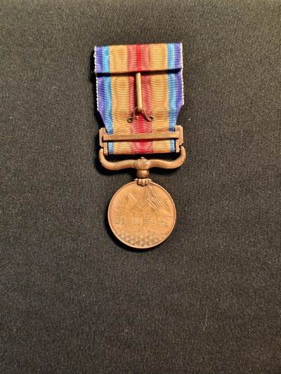 东亚欧洲主题杂货徽章勋章拍卖⑩ （五一大拍350+） 七七事变从军记章（勿忘国耻）