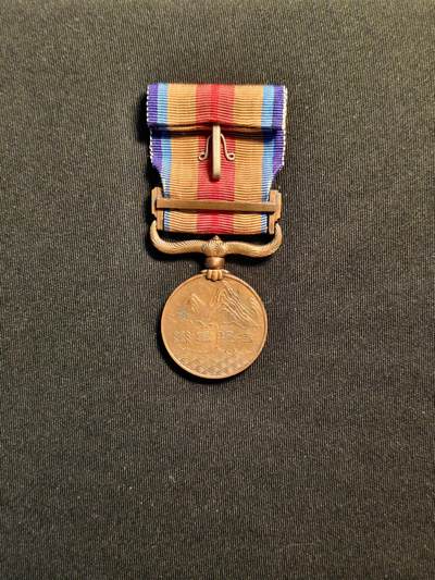 东亚欧洲主题杂货徽章勋章拍卖⑩ （五一大拍350+） 七七事变从军记章（勿忘国耻）