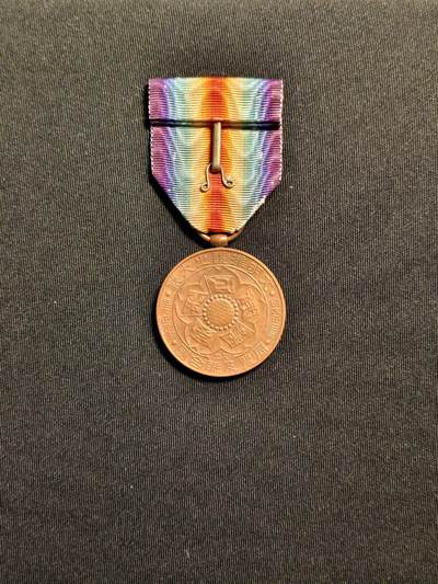 东亚欧洲主题杂货徽章勋章拍卖⑩ （五一大拍350+） 日本一战胜利纪念章