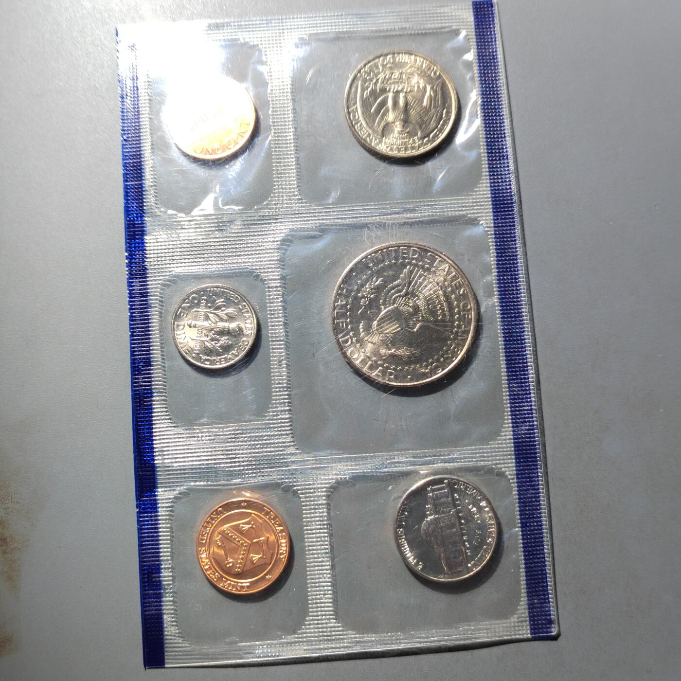 PCAI钱币  24-816  外国纸币与套币小专场