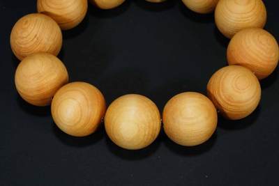 上海都达杂项专场103【全场包邮】  天然崖柏木2.0圆珠手串71-163