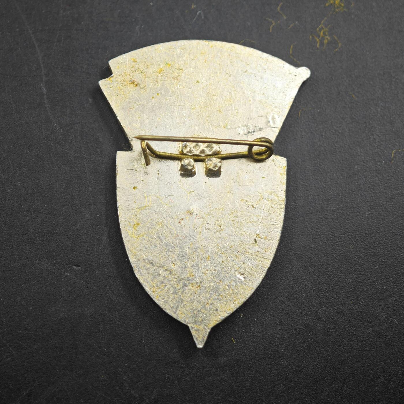 4月23日结束，成斌徽章钱币专场