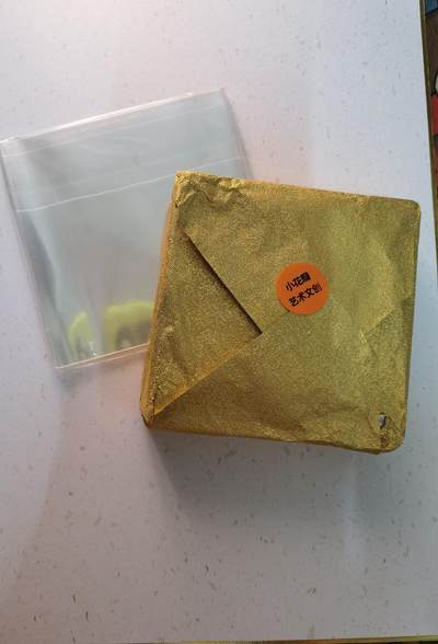 蜂潮卡牌  拍卖003期  0佣收拍（4月26日  21点  截拍） 小花瓣艺术文创  药香2  双签  方卡  套卡