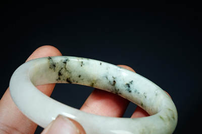 上海都达杂项专场102【全场包邮】  天然翡翠（A货）手镯 附鉴定证书98-27