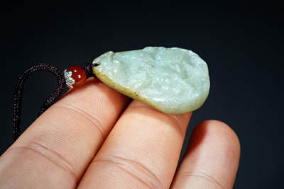 上海都达杂项专场102【全场包邮】  天然和田玉精雕《牛气冲天》挂件98-64