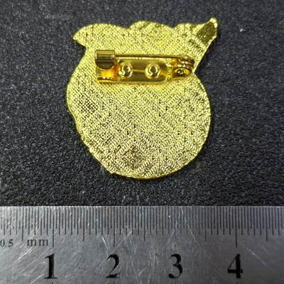 西秦中古拍卖第八十五期  越南共青团证章