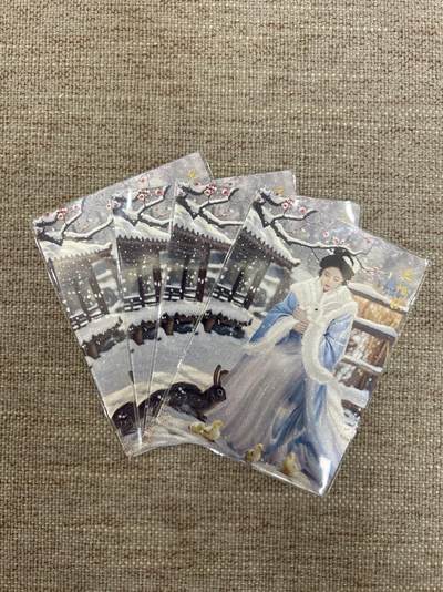 喜灰玩卡拍卖第八期，接拍品0佣金，欢迎送拍，释放现金流，让自己有资金可以购买更多喜欢的卡牌，让别的卡友能淘到更多心仪的卡牌 桔梗 神凰百剑行 包惜弱 三渐变加艺术卡