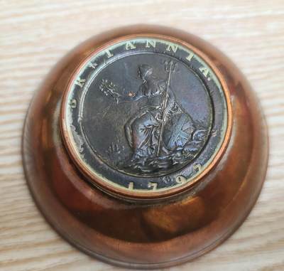 【币将精彩】世界钱币拍卖拍卖（2026-4-28） 英国1797年大车轮铜币工艺铜碗镀银脱落英国制造品如图