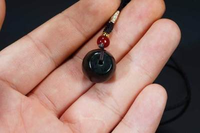 上海都达杂项专场103【全场包邮】  天然和田玉青玉路路通吊坠挂件71-263