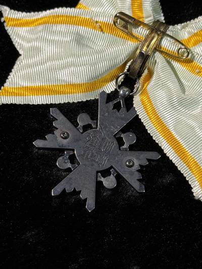 戎马世界章牌大赏第115期 日本勋五等瑞宝章，少见女版