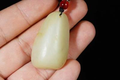 上海都达杂项专场103【全场包邮】  天然和田玉精雕《代代数钱》挂件73-137