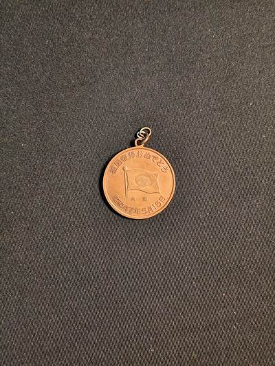 东亚欧洲主题杂货徽章勋章拍卖⑩ （五一大拍350+） 内阁发 冲绳回归纪念章