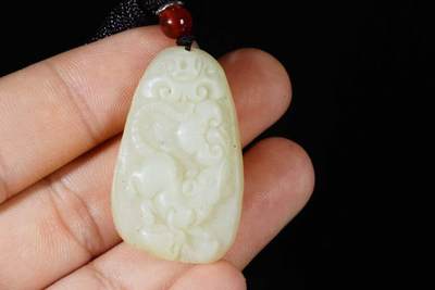 上海都达杂项专场103【全场包邮】  天然和田玉精雕《代代数钱》挂件73-137