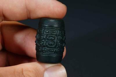 上海都达杂项专场103【全场包邮】  和田玉青玉回纹桶珠71-243