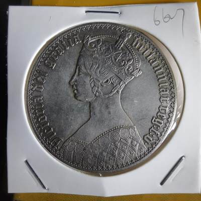 沼泽如烟--第1066场 币形章非银