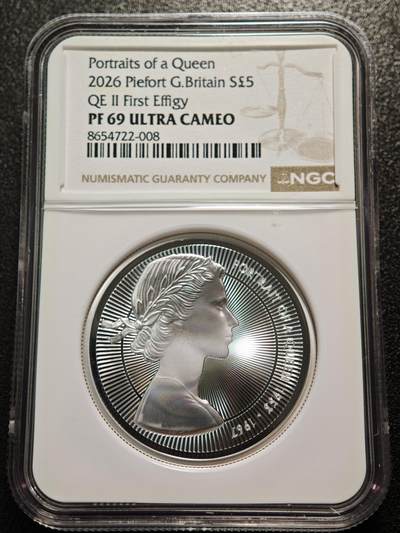 【德藏】世界币章拍卖第171期（拍品征集中~欢迎藏友联系） 2026年 英国“女王肖像系列”首版伊丽莎白二世头像加厚5英镑精制纪念银币 NGC PF69UC 镜面十足 加厚盒封装