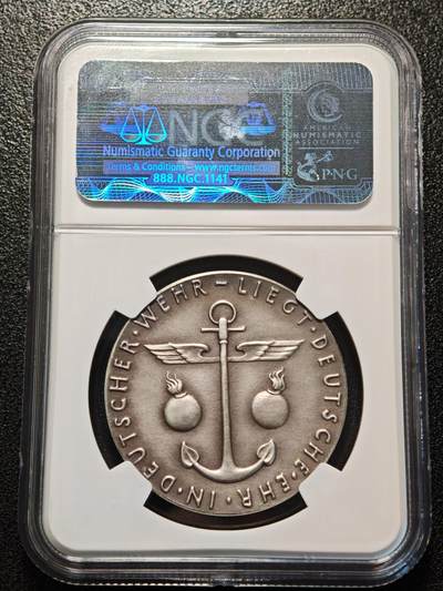 【德藏】世界币章拍卖第171期（拍品征集中~欢迎藏友联系） 1935年 德国民族社会主义工人党实行征兵制度纪念银章 名家卡尔歌茨作品 磨砂质感 包浆均匀 NGC MS63（原图请查询NGC评级公司官网）