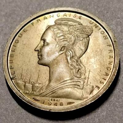 长老汇马年精选第十九场拍卖 珍惜！喀麦隆1948年2法郎ESSAI样币，早期样币，稀有度比后期的样币高很多，特殊铜镍材质，不是该版本样币常见的铝材质，量2000