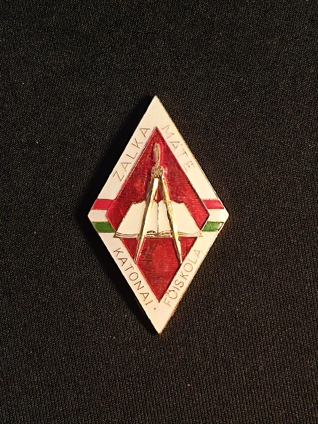 东亚欧洲主题杂货徽章勋章拍卖⑩ （五一大拍350+）