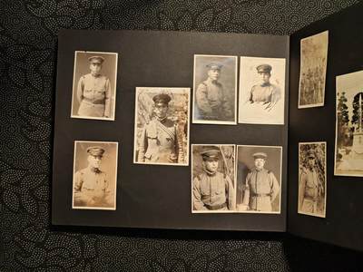 东亚欧洲主题杂货徽章勋章拍卖⑩ （五一大拍350+） 日军相册一本 大量军队照片 战马武器军舰东乡合影 200张左右 下（请勿在此出价）