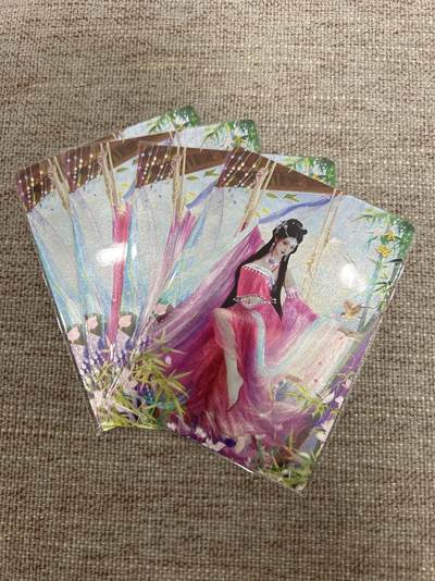 喜灰玩卡拍卖第八期，接拍品0佣金，欢迎送拍，释放现金流，让自己有资金可以购买更多喜欢的卡牌，让别的卡友能淘到更多心仪的卡牌 桔梗 神凰百剑行 三渐变加艺术卡 