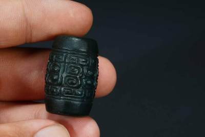 上海都达杂项专场103【全场包邮】  和田玉青玉回纹桶珠71-243