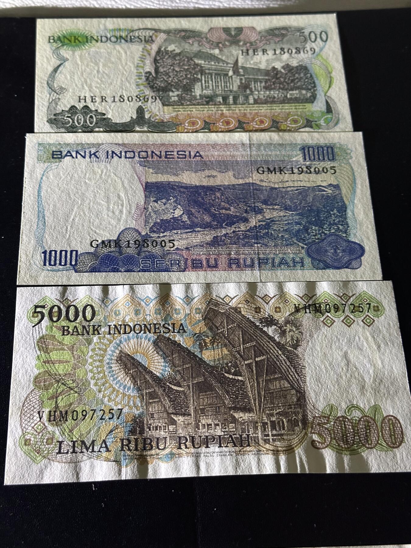 《外钞收藏家》第六百三十期（四月收官精选场）（长期征集拍品、欢迎藏友们联系合作）