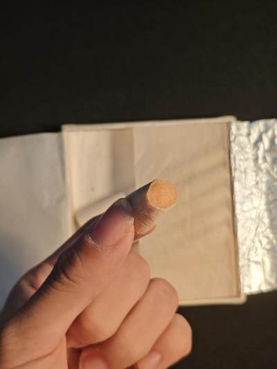 东亚欧洲主题杂货徽章勋章拍卖⑩ （五一大拍350+） 日本战时天皇御赐烟 极其少见