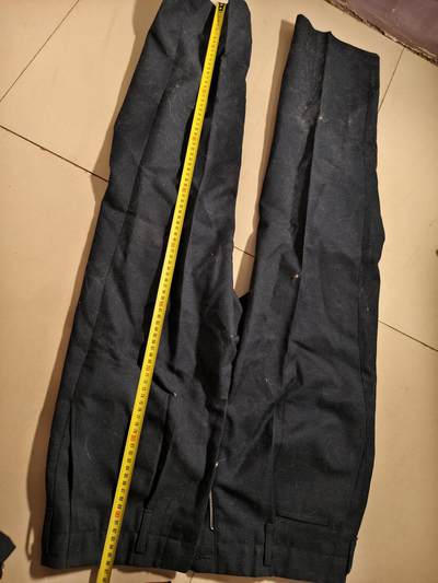 东亚欧洲主题杂货徽章勋章拍卖⑩ （五一大拍350+） 日本国铁衣服一套 （有污渍 衣服味道巨大无比 ）