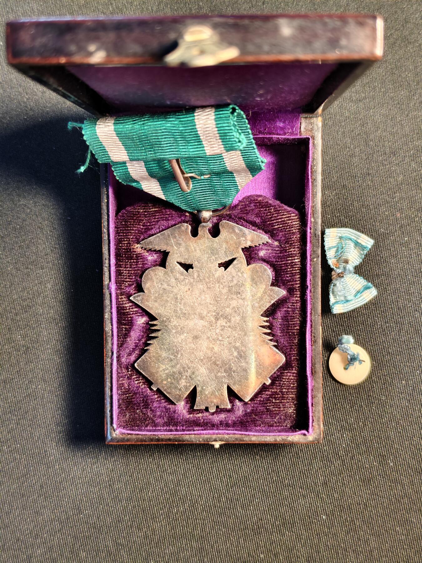 东亚欧洲主题杂货徽章勋章拍卖⑩ （五一大拍350+）