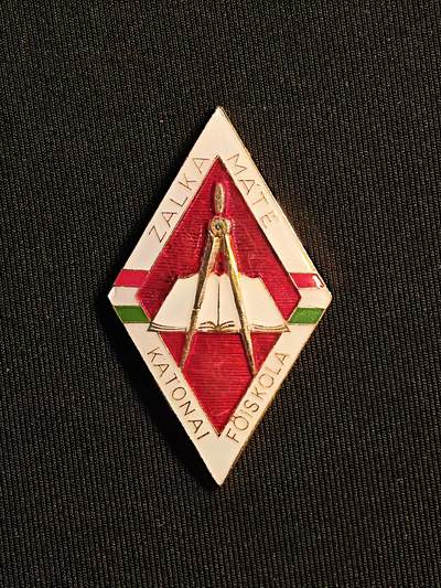 东亚欧洲主题杂货徽章勋章拍卖⑩ （五一大拍350+）  匈牙利人民共和国扎尔卡·马泰军事学院毕业徽章 3