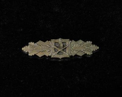 戎马世界章牌大赏第115期 德国二战铜级近战勋饰