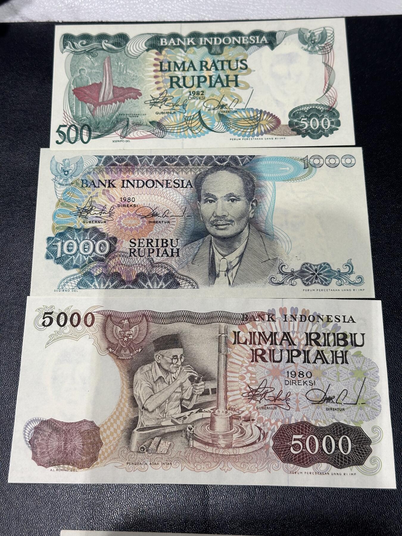 《外钞收藏家》第六百三十期（四月收官精选场）（长期征集拍品、欢迎藏友们联系合作）