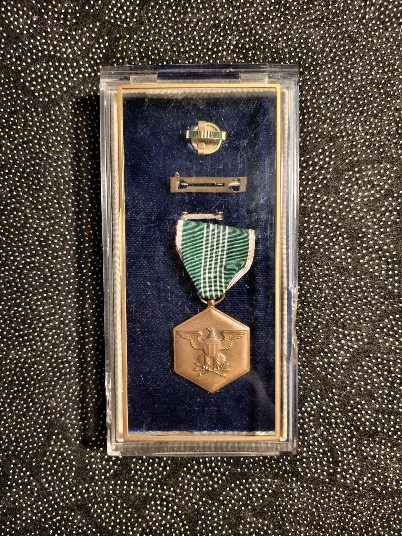 东亚欧洲主题杂货徽章勋章拍卖⑩ （五一大拍350+）