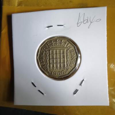 沼泽如烟--第1066场 英国1966年3便士