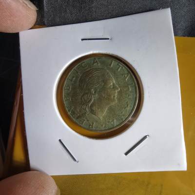 沼泽如烟--第1066场 意大利1993年200里拉纪念币