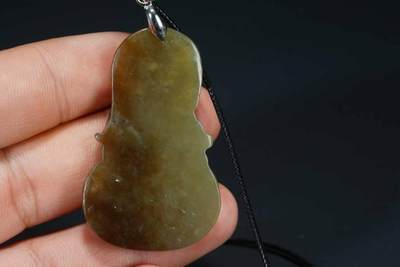 上海都达杂项专场103【全场包邮】  天然和田玉精雕《观音》挂件71-257