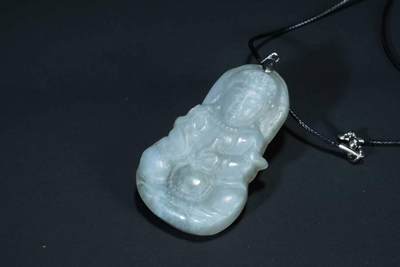 上海都达杂项专场103【全场包邮】  天然和田玉精雕《观音》挂件73-141