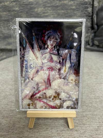 喜灰玩卡拍卖第八期，接拍品0佣金，欢迎送拍，释放现金流，让自己有资金可以购买更多喜欢的卡牌，让别的卡友能淘到更多心仪的卡牌 燎原 刷子老师绘图 亚克力镜面色纸 10cmX14.3cm